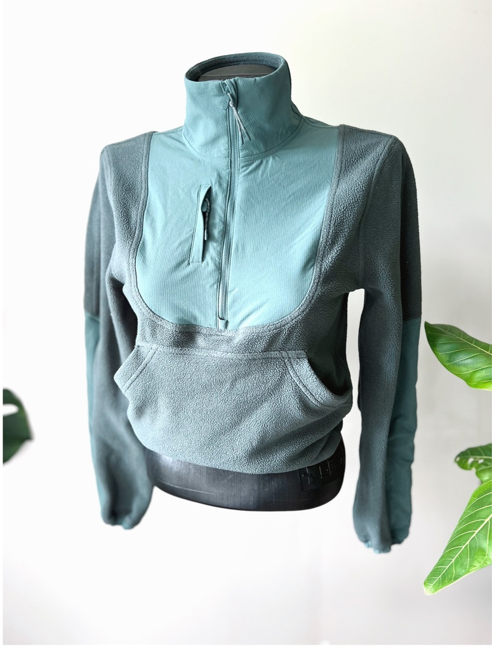 Lululemon | Fleece + Ripstop Hiking Pullover